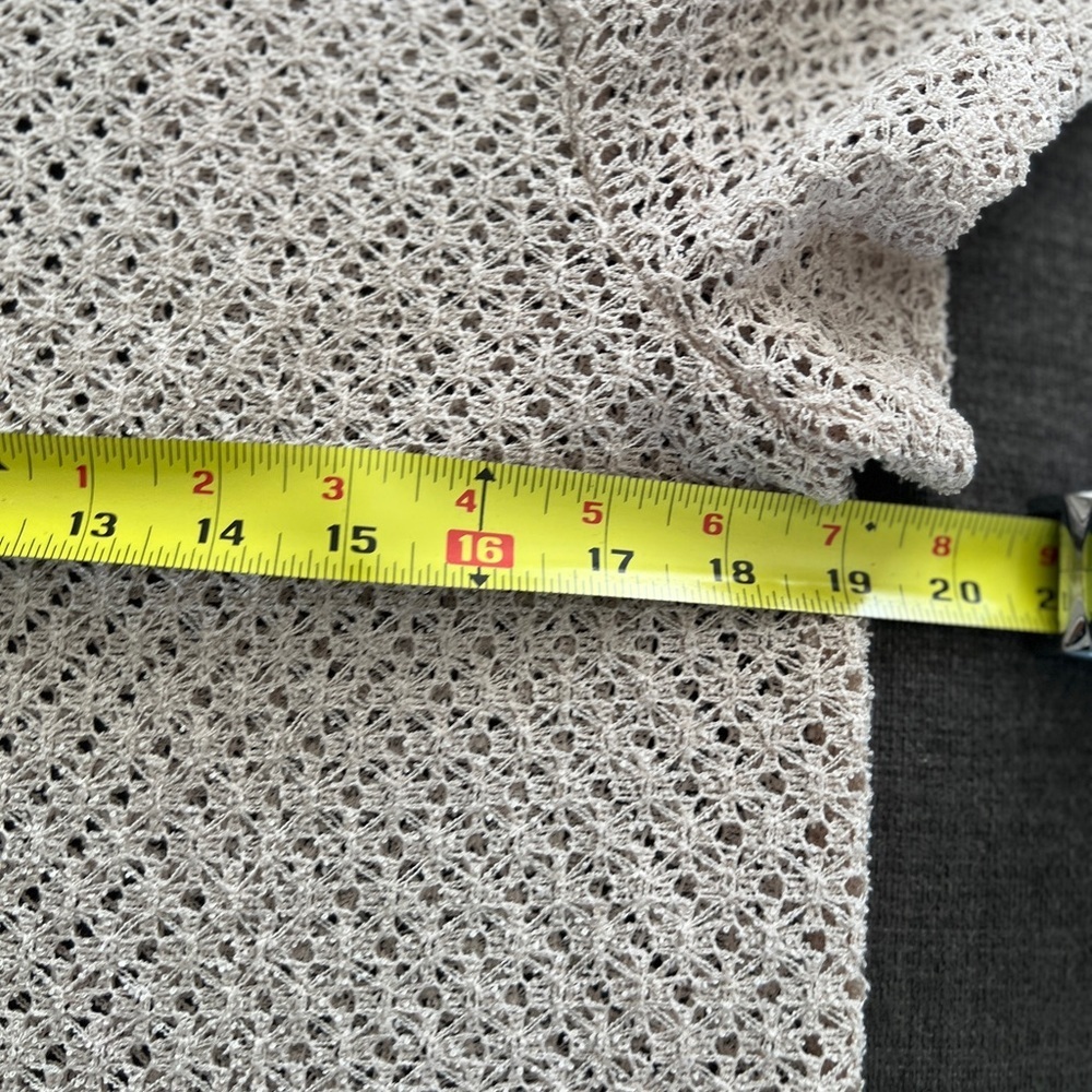 Vintage Women’s Tan Knit Cottagecore Whimsy Twee Short Sleeve Cardigan Small - Picture 4 of 5